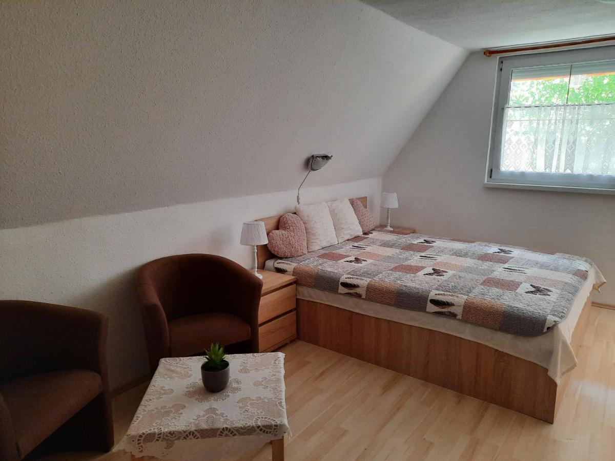 Dora Apartmanhaz Залакарош Екстер'єр фото